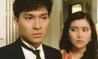 刘德华受访时,为鲁豫洗头和剪发鲁豫说我达到了人生巅峰了华仔