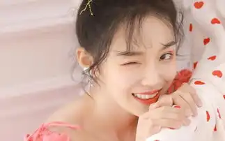 美丽红裙美女性感俏皮写真