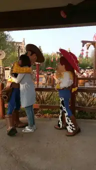 2018的上海迪士尼大小项目攻略