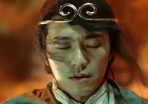 不曾公开的周星驰版大话西游片场花絮,最后朱茵那个眼神绝了
