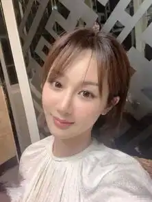 越来越红的杨紫,被网友质疑整容她的回应让人称赞