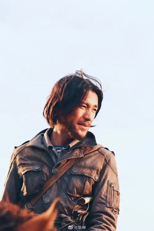 组图陈坤晒剧照为胡八一庆生感慨那段时光是美好的旅程
