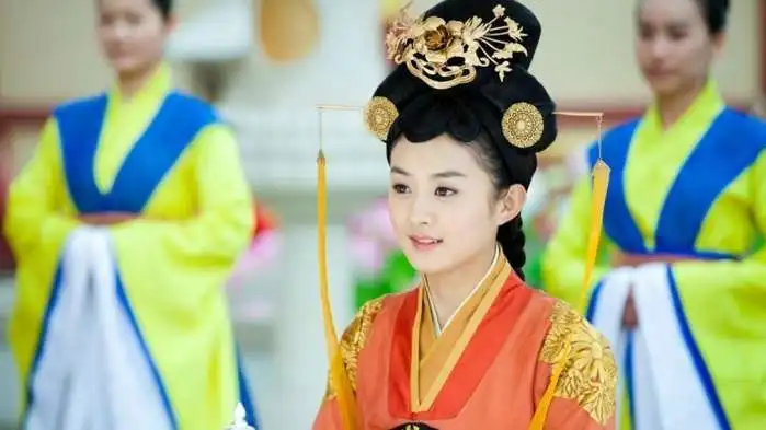 赵丽颖中专学历曾被讽演技差,差点无缘小骨
