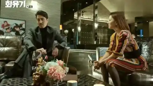 花游记孙悟空七十二变,变身狗秘书骗合约,一言不合和牛魔王斗法