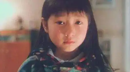 童年横扫片场红极一时,如今人财两空尝尽世间冷暖
