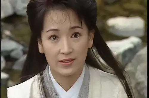 与黄日华分手之后,两任丈夫背叛她,61岁活得仍然坚强优雅
