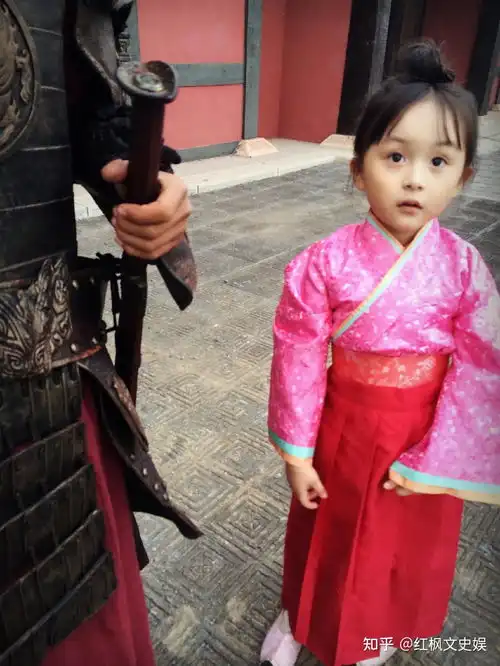 电视剧芈月传中的三个小芈月如今怎么样了