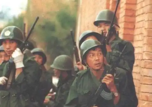 我是特种兵中大反派马云飞阴狠毒辣,但与原型比,还差得远