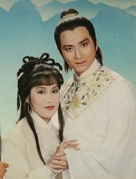 8版段誉差距大有人玉树临风,有人吊儿郎当,新版被嘲太娘