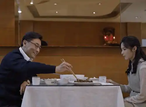 乔家的儿女孙小茉怀了陈俊良的孩子,对方不仅不认说话也难听