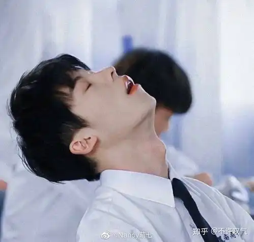 许光汉背后是不是有人推波助澜
