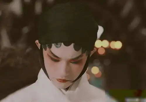 易烊千玺可塑性太强戏曲造型意外火上热搜,瞬间惊艳不少人