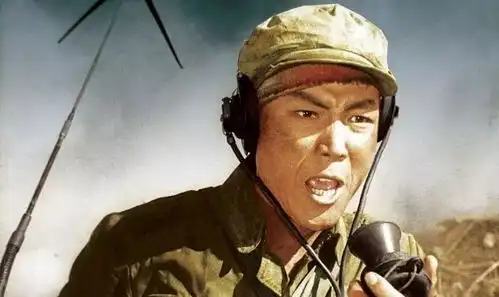 著名演员刘世龙情感沧桑有泪,73岁与粉丝三婚