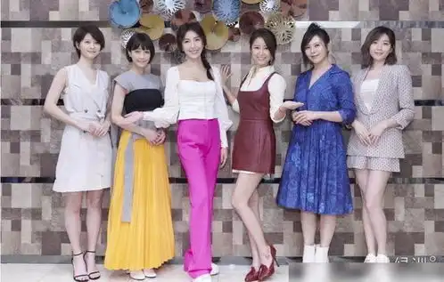 台北时装周明星造型成了笑话,这些年的台湾时尚审美怎么啦
