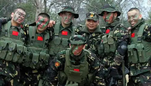 凭借我是特种兵人气大增,却因这个淡出,今一家三口幸福美满