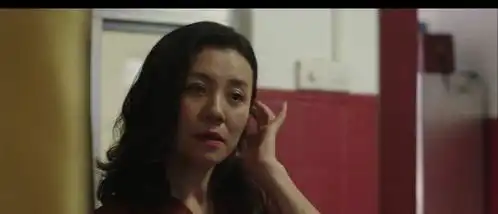 刘琳演员比一般工薪阶层要赚得多,如果还不满足,是想要的太多

