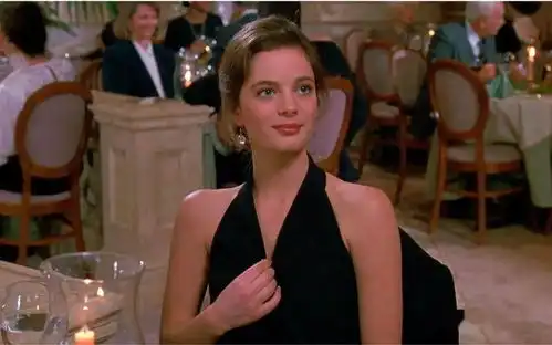 女人如果做出这些行为,表示她已经动了心,别再傻傻地听不懂了
