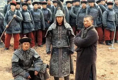 他颜值不比刘德华逊色,演技连黎明都称赞,如今47岁婚姻依旧是迷