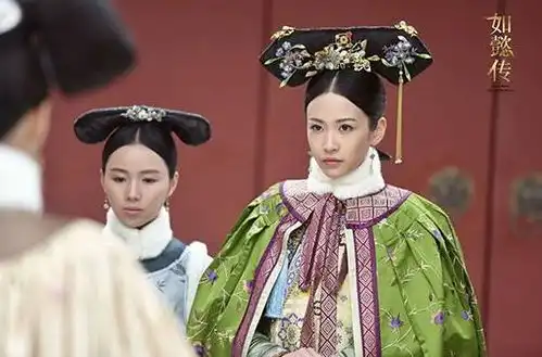 刚红就借坠马炒作翻拍的天龙八部和ab同整形医生的她演王语嫣
