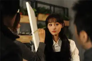 郑爽短裤秀麻杆腿经历整容失恋暴瘦小仙女昔日清纯照回顾
