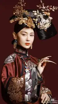 张馨予清装造型美美哒于正新剧半妖倾城饰演瑾太妃