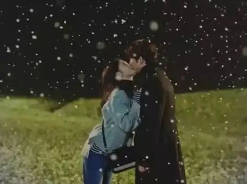 陕北坡上的荞麦花海
