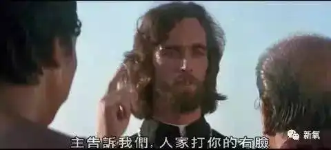 战狼2中的混血美人卢靖姗火了,那个在开拍前一天加价被替换的原定女主后悔死了吧
