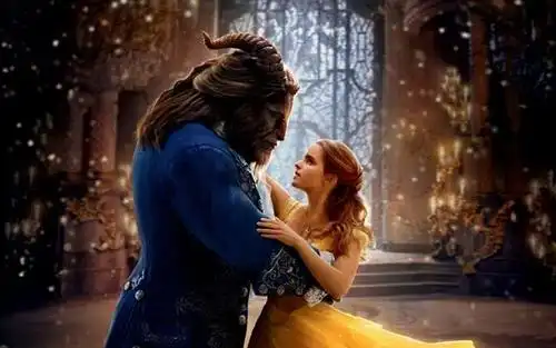 真的很好奇啊,我以后的另一半会长啥样呢算完我有点不敢相信
