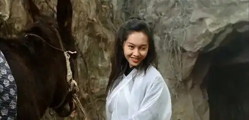 彭小苒挑战紫霞仙子诠释经典备受好评,星途从此一片光明