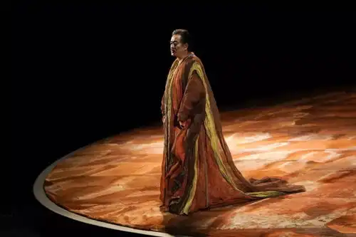 演出推荐李六乙胡军濮存昕卢芳荆浩,话剧哈姆雷特正式登陆北京保利剧院
