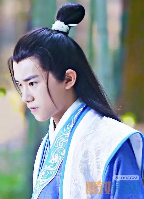 易烊千玺思美人剧照
