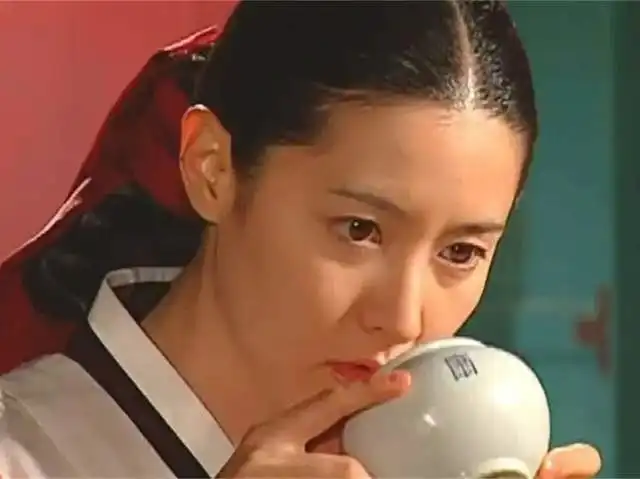 51岁生图刷爆全网,她的美无法复制
