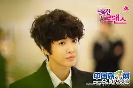 韩女星整容变残花样男子女星脸肿摸样多变