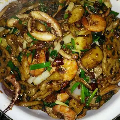 干锅香辣虾和鱿鱼须的做法干锅香辣虾和鱿鱼须怎么做好吃干锅香辣虾和鱿鱼须家常做法大全豆果美食