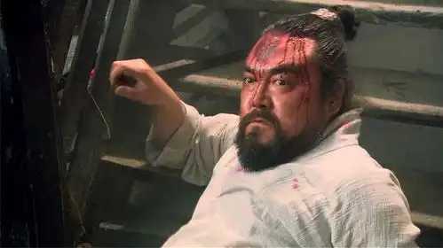 蒋门神被打的鼻青脸肿,武松却在旁边跳起了广场舞
