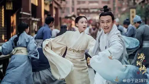 于正宣布皓镧传定档,他一条微博难道男主不是茅子俊
