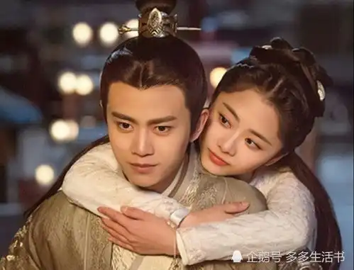 谭松韵,从耿耿到李尖尖,完全没有30岁的痕迹
