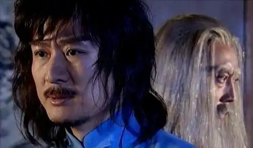 孙兴3段婚姻皆失败现身黄河边烧烤喝酒,曾夜店卖唱5首赚2800元
