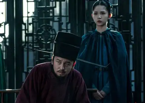 电影满江红授权制作秦桧周边,多处设计惹争议,网友呼吁严查