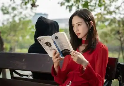 这位导演渣归渣,但他选美女眼光真不错