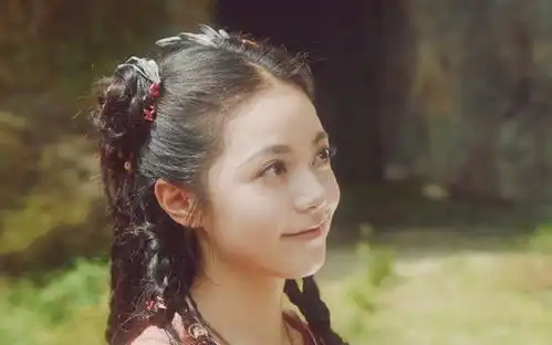 赵今麦玲珑官宣新剧照,古装扮相美若仙,谁关注男主林一
