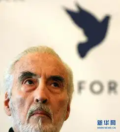 指环王白袍巫师去世银幕形象回顾