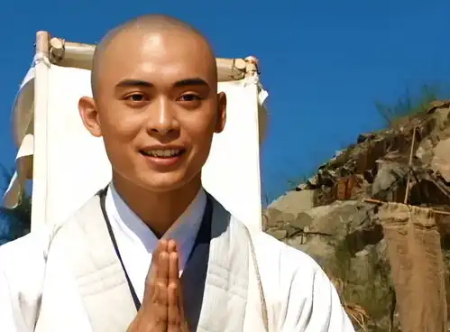 虚竹晚年收了个弟子,那人不把大理段氏放在眼里,却败给了耶律齐
