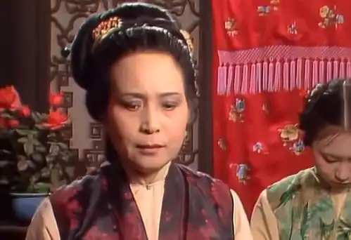 红楼梦从李嬷嬷的嫉妒入手,谈一谈贾府老婆子们的心酸
