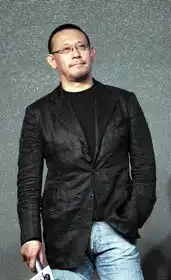 姜文我就是个业余导演