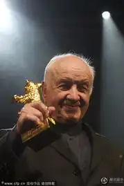 阿明缪勒斯塔尔荣获柏林电影节终身成就奖
