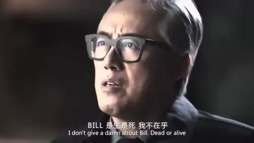 在黄金兄弟里面,老司机张宇化身军火商人,给郑伊健提供武器
