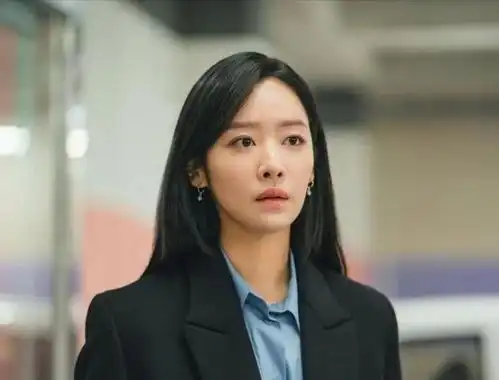 韩国限制级电影真枪实弹,多名演员一丝不挂,网友有点期待
