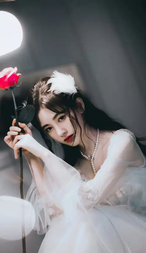 明星八卦易烊千玺唐嫣关晓彤陈飞宇黄景瑜鞠婧祎
