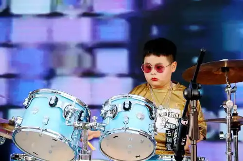 等待一朵花开,看见最美绽放记木子联大外国语小学第三届艺术节展演篇
